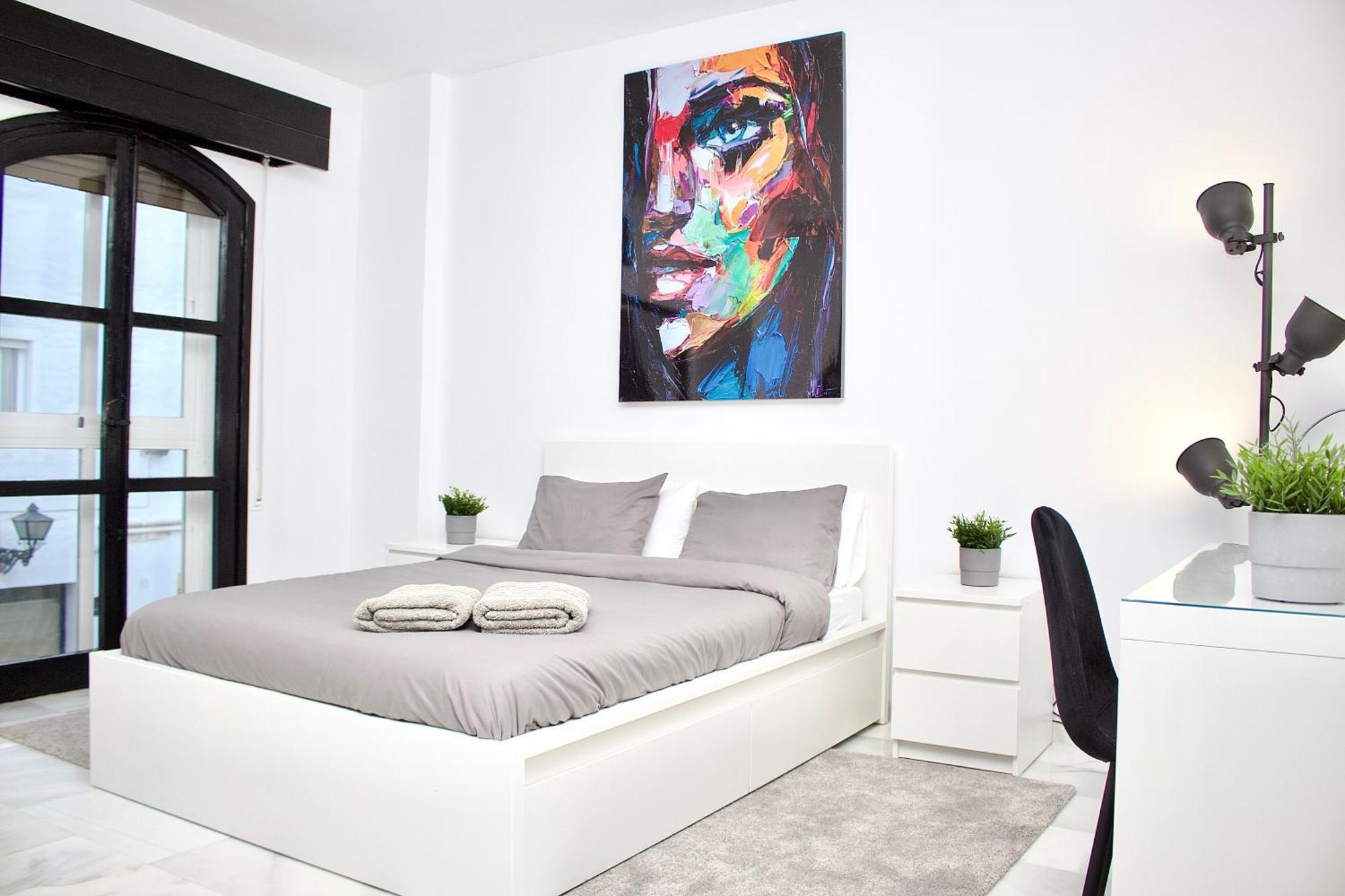Second Line Puerto Banus Top Floor Apartment